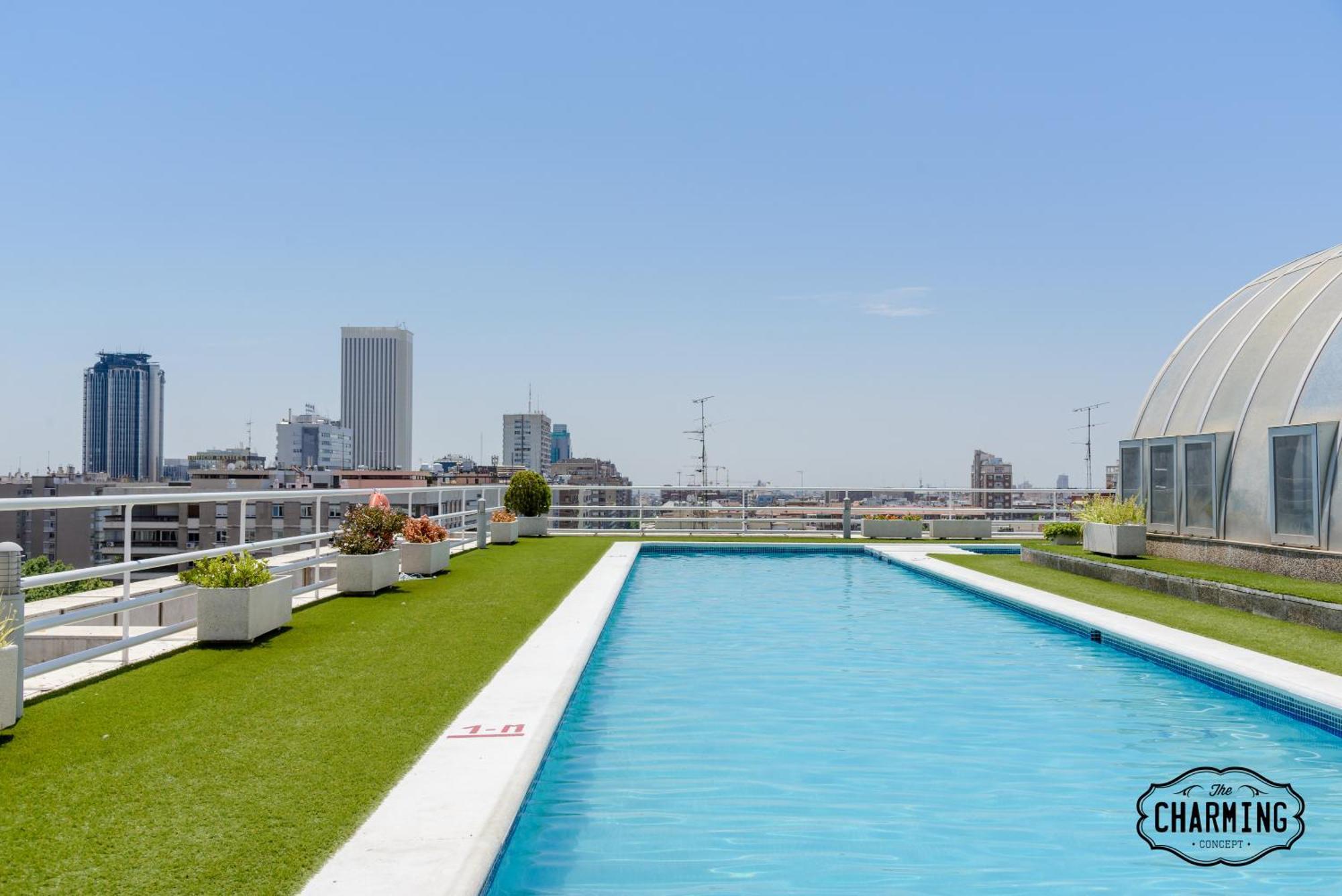 Charming Eurobuilding 2 Terrace Exclusive - Plaza De Parking Apartment Мадрид Екстериор снимка