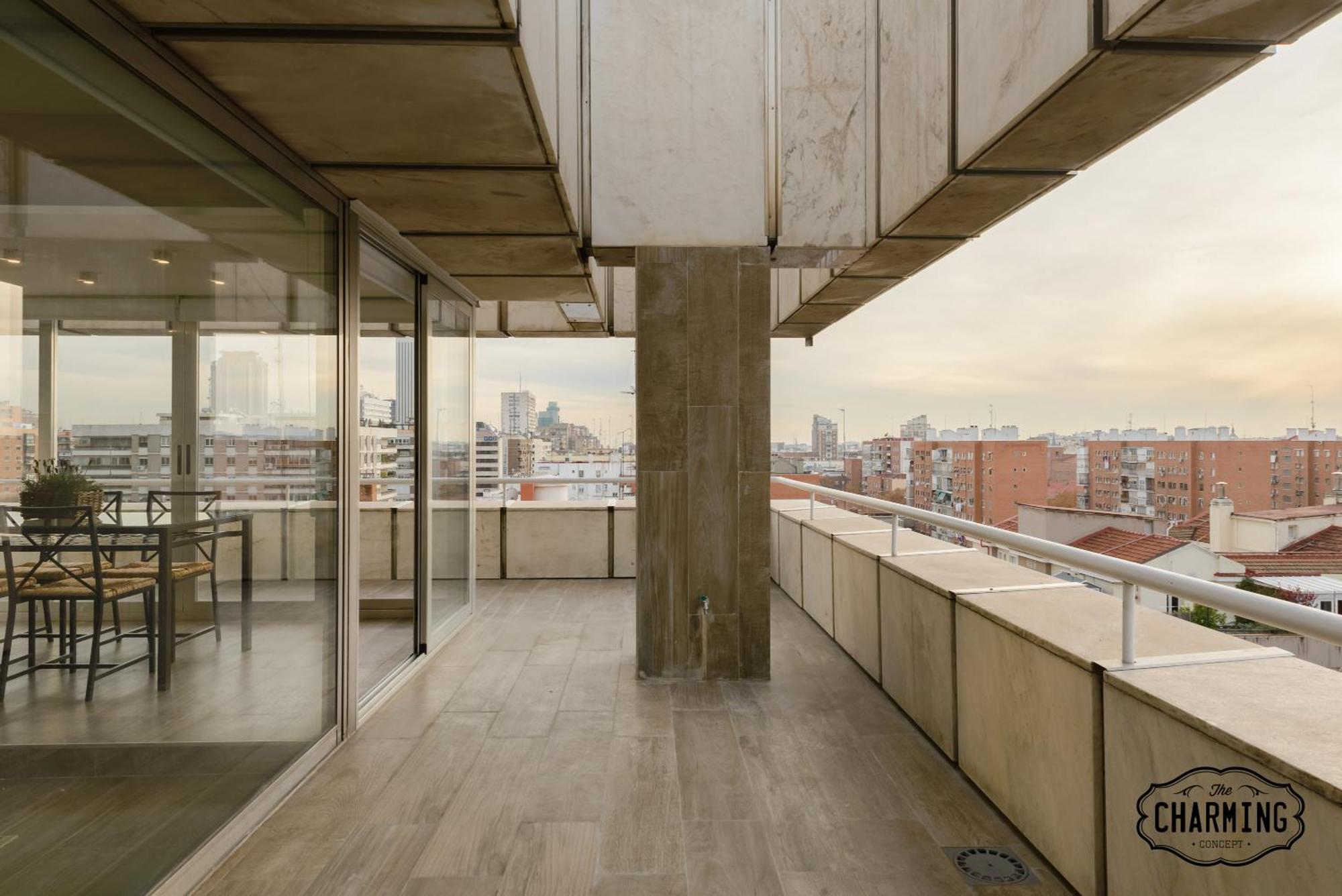 Charming Eurobuilding 2 Terrace Exclusive - Plaza De Parking Apartment Мадрид Екстериор снимка