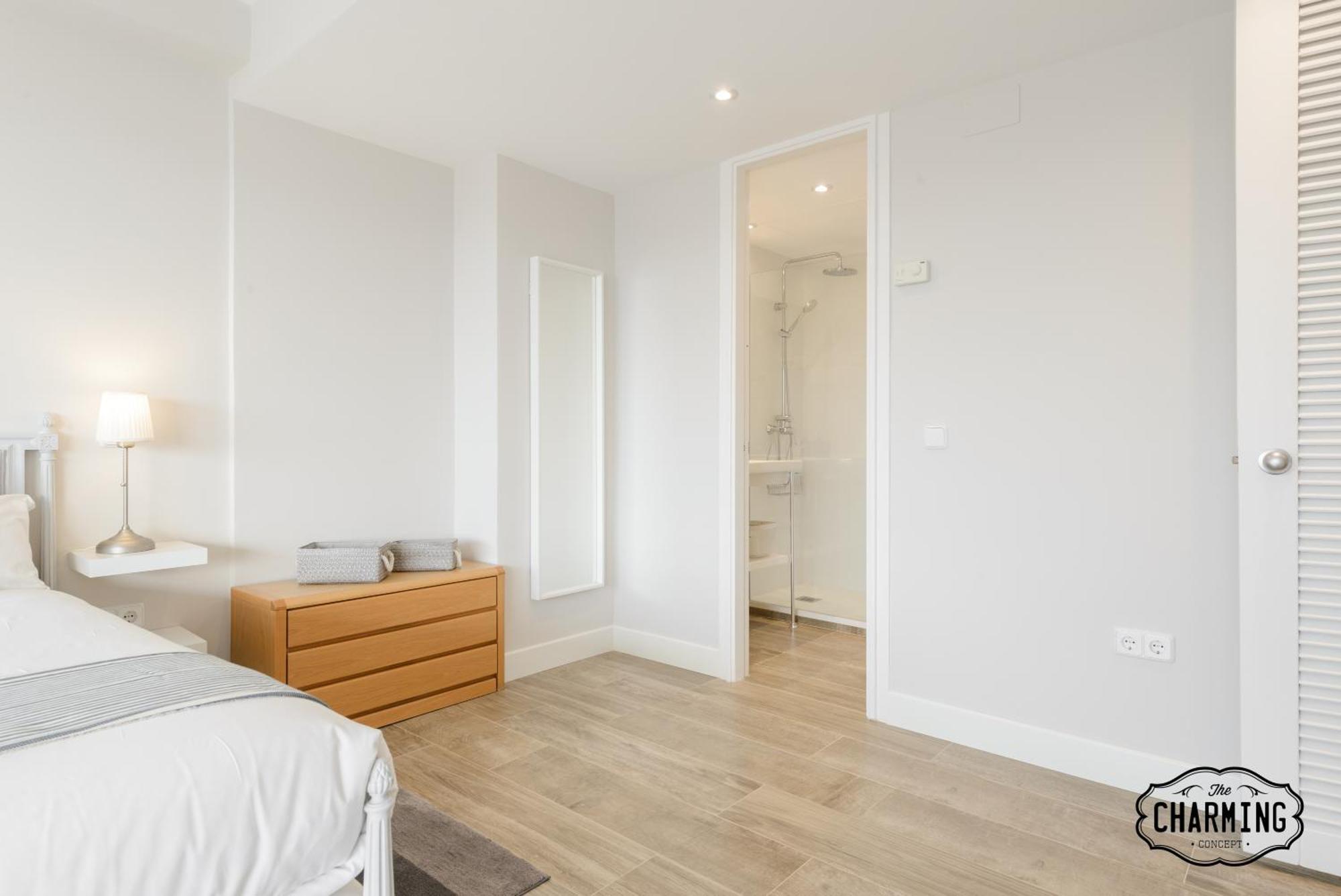 Charming Eurobuilding 2 Terrace Exclusive - Plaza De Parking Apartment Мадрид Екстериор снимка
