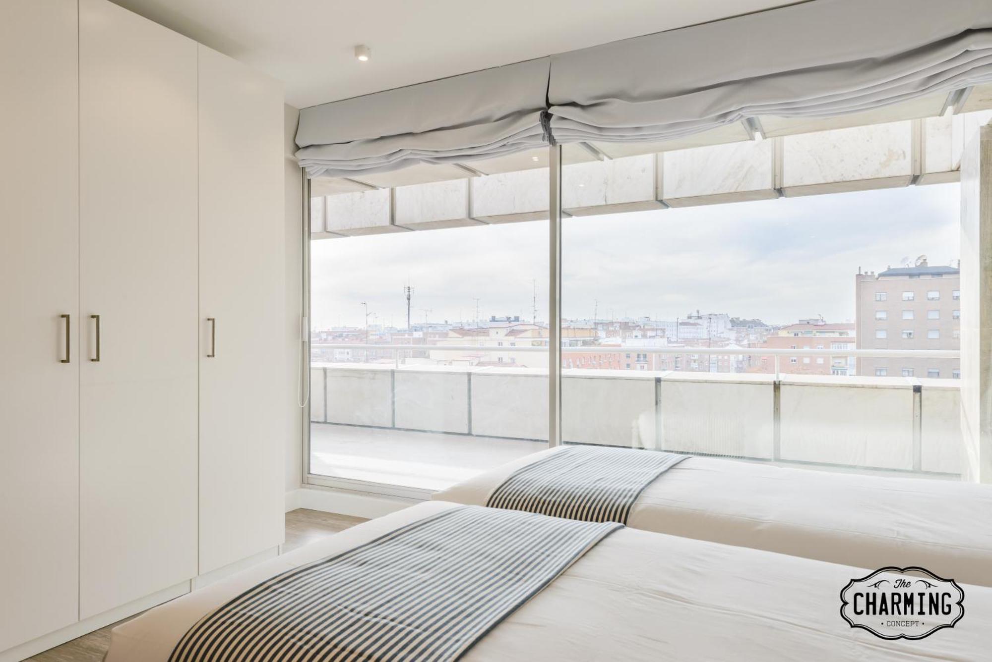 Charming Eurobuilding 2 Terrace Exclusive - Plaza De Parking Apartment Мадрид Екстериор снимка